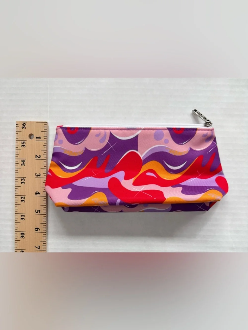 Clinique Abstract Lips Pop-Art Print Cosmetic Makeup Pouch